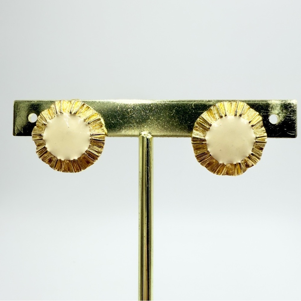 Vintage Gold Tone Cream Enamel Sunburst Studs Earrings